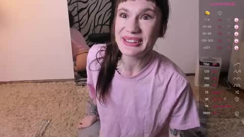 Snapshot of angela_fog chatting on February 21, 2025, 12:49 am angela_fog online show from February 21, 2025, 12:49 am