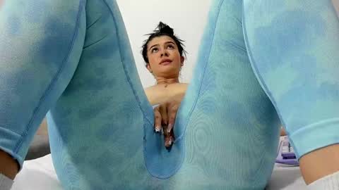 Snapshot of angela_lia_ chatting on December 26, 2024, 6:33 pm Angela online show from December 26, 2024, 6:33 pm