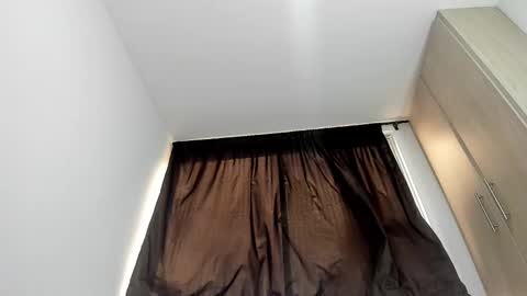 Snapshot of angela_lia_ chatting on February 11, 2025, 5:50 pm Angela online show from February 11, 2025, 5:50 pm