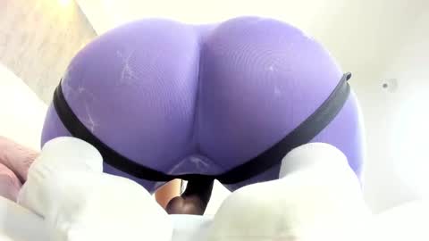 Snapshot of angela_lia_ chatting on September 25, 2025, 2:21 pm Angela online show from September 25, 2025, 2:21 pm