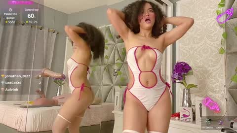 Snapshot of angela_lovee1 chatting on February 4, 2025, 3:57 pm Angela online show from February 4, 2025, 3:57 pm