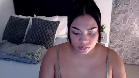Snapshot of angela_santana_ chatting on November 3, 2025, 6:31 pm Angela online show from November 3, 2025, 6:31 pm