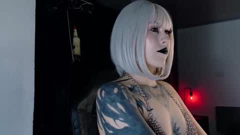 Angela help me reach 100 thumbs up online show from October 30, 2025, 11:05 pm