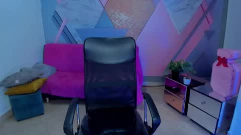 Snapshot of angelacoffee chatting on November 5, 2025, 4:01 am Angela online show from November 5, 2025, 4:01 am