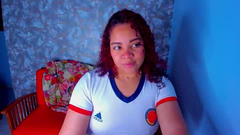 Snapshot of angelacoffee chatting on December 16, 2025, 6:46 pm Angela online show from December 16, 2025, 6:46 pm