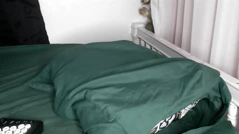 ANGELA online show from September 22, 2025, 5:31 am