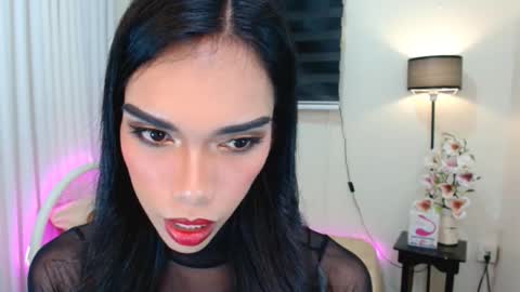 SENORITA online show from September 15, 2025, 2:50 pm
