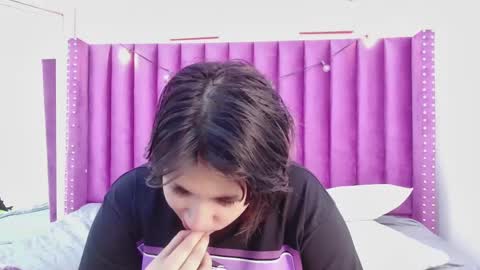  Angela  online show from October 23, 2025, 2:55 am