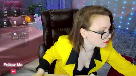Snapshot of angelawhity chatting on January 8, 2025, 6:31 pm Angela online show from January 8, 2025, 6:31 pm