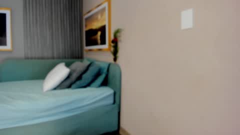 Snapshot of angelbae_ chatting on December 18, 2024, 1:23 pm AngelBae  online show from December 18, 2024, 1:23 pm