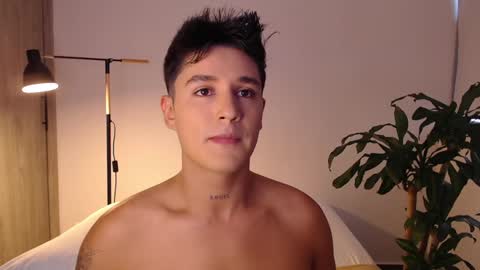 Snapshot of angelcossio chatting on December 3, 2024, 9:34 pm Angel online show from December 3, 2024, 9:34 pm