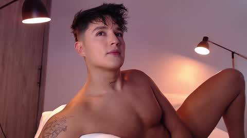 Snapshot of angelcossio chatting on February 7, 2025, 6:56 pm Angel online show from February 7, 2025, 6:56 pm