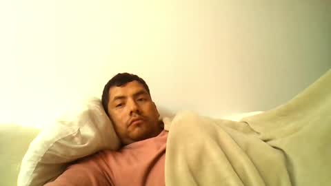 angeldavid90 online show from October 18, 2025, 1:34 pm