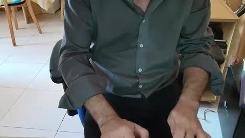 Snapshot of angelgarcia269 chatting on December 15, 2025, 2:32 pm angelgarcia269 online show from December 15, 2025, 2:32 pm