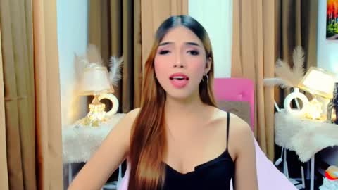 MISS PAU online show from October 24, 2025, 2:30 am