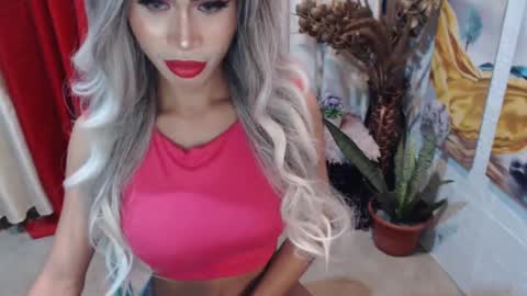 DIVINE ANGEL online show from February 7, 2025, 10:50 am