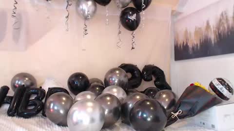 Angelica bss online show from March 12, 2025, 3:07 pm