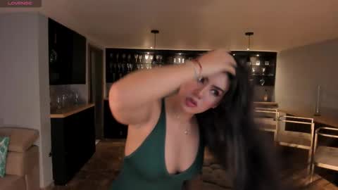  Angelica Vega  online show from October 28, 2025, 6:54 pm