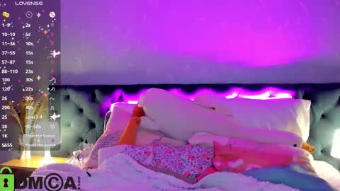 Angelika online show from September 17, 2025, 11:50 pm