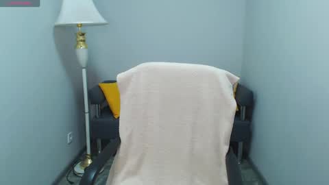 Snapshot of angelina_clark chatting on February 3, 2025, 12:47 pm Angelina online show from February 3, 2025, 12:47 pm