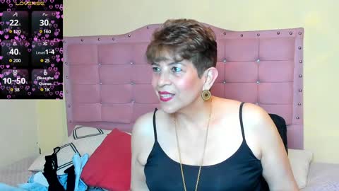 Snapshot of angelina_stone_65 chatting on January 8, 2025, 9:55 pm Angelina online show from January 8, 2025, 9:55 pm