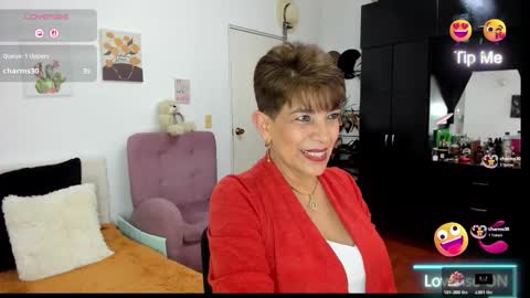 Snapshot of angelina_stone_65 chatting on November 18, 2025, 8:24 pm Angelina online show from November 18, 2025, 8:24 pm