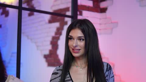 Snapshot of angelinagia chatting on December 2, 2024, 2:09 am  Angelina  online show from December 2, 2024, 2:09 am