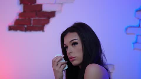 Snapshot of angelinagia chatting on January 14, 2025, 11:05 pm  Angelina  online show from January 14, 2025, 11:05 pm