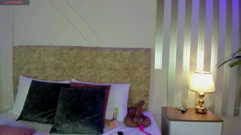 angelinarouse_ online show from October 1, 2025, 2:17 am