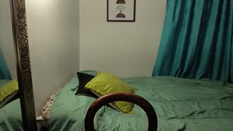  ANGELA ISABELLA  online show from February 18, 2025, 10:25 pm