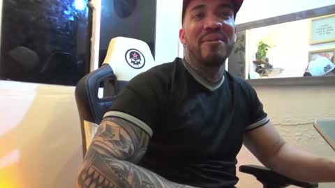 angellatino0 online show from January 6, 2025, 2:15 am