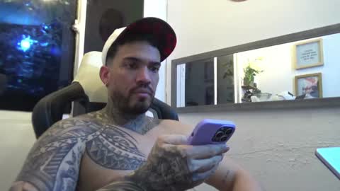 angellatino0 online show from January 20, 2025, 4:54 am