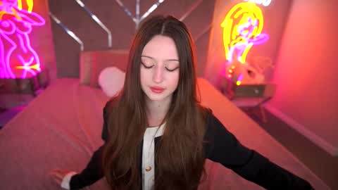 AngelBlush online show from September 22, 2025, 1:35 pm