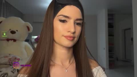 angelmi171 online show from October 21, 2025, 6:19 pm