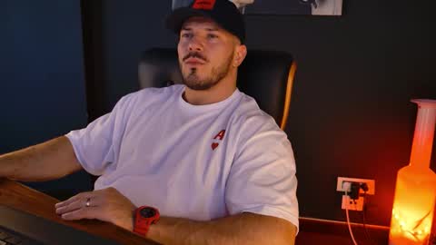 BlackWolf online show from October 31, 2025, 12:50 pm