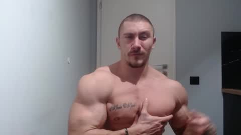  ------- SEX SHOW WITH GUYS AND GIRLS  MUSCLE SHOW online show from December 4, 2024, 1:03 am