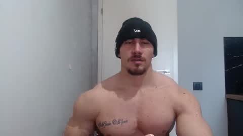  ------- SEX SHOW WITH GUYS AND GIRLS  MUSCLE SHOW online show from February 6, 2025, 10:15 am
