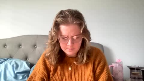 Snapshot of angeloflight273360 chatting on January 30, 2025, 5:28 pm Angel of Light online show from January 30, 2025, 5:28 pm