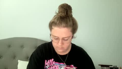 Snapshot of angeloflight273360 chatting on February 8, 2025, 2:16 pm Angel of Light online show from February 8, 2025, 2:16 pm