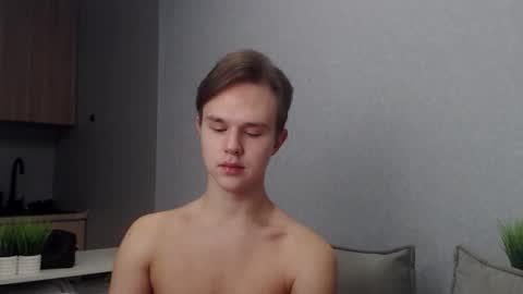 Angel online show from December 4, 2025, 9:07 am