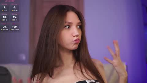 Nikki online show from October 27, 2025, 3:54 am