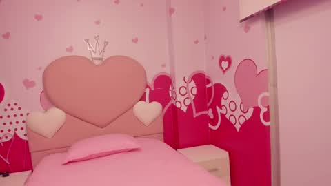 Angel  online show from February 12, 2025, 9:52 am