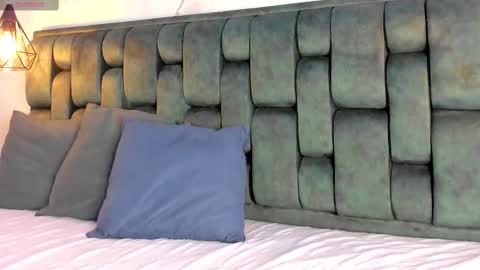 Snapshot of angelswets chatting on September 22, 2025, 2:30 pm ANGIE online show from September 22, 2025, 2:30 pm