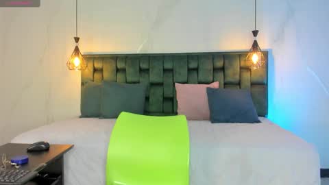 Snapshot of angelswets chatting on October 3, 2025, 2:36 pm ANGIE online show from October 3, 2025, 2:36 pm