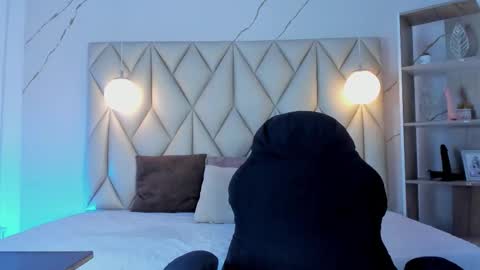 Snapshot of angelswets chatting on December 14, 2025, 1:27 pm ANGIE online show from December 14, 2025, 1:27 pm