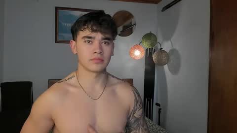 Angel Fox online show from December 25, 2024, 1:42 am