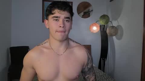 Angel Fox online show from January 1, 2025, 5:44 pm