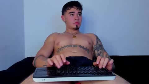 Angel Fox online show from October 7, 2025, 11:35 pm