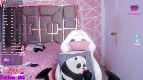 Snapshot of anggi1 chatting on February 10, 2025, 5:09 pm Anggi online show from February 10, 2025, 5:09 pm