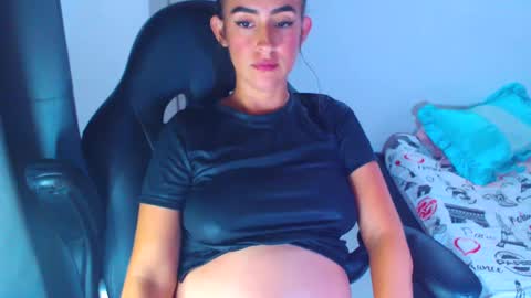 IG angie dreamgirl01 online show from December 13, 2024, 9:09 pm